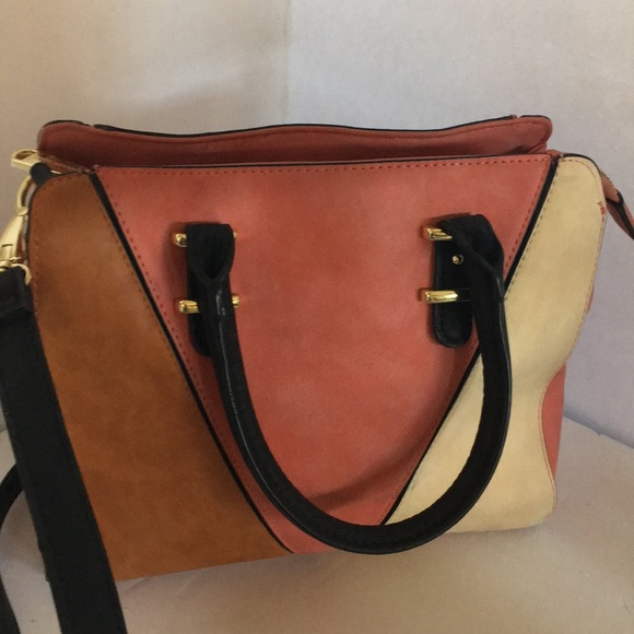 Steve Madden Mid Century Crossbody - Picture 3 of 5